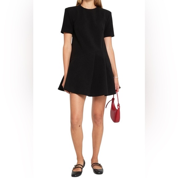 Kourt Dresses & Skirts - Kourt New Black Short Sleeve Georgie Dress Size XL